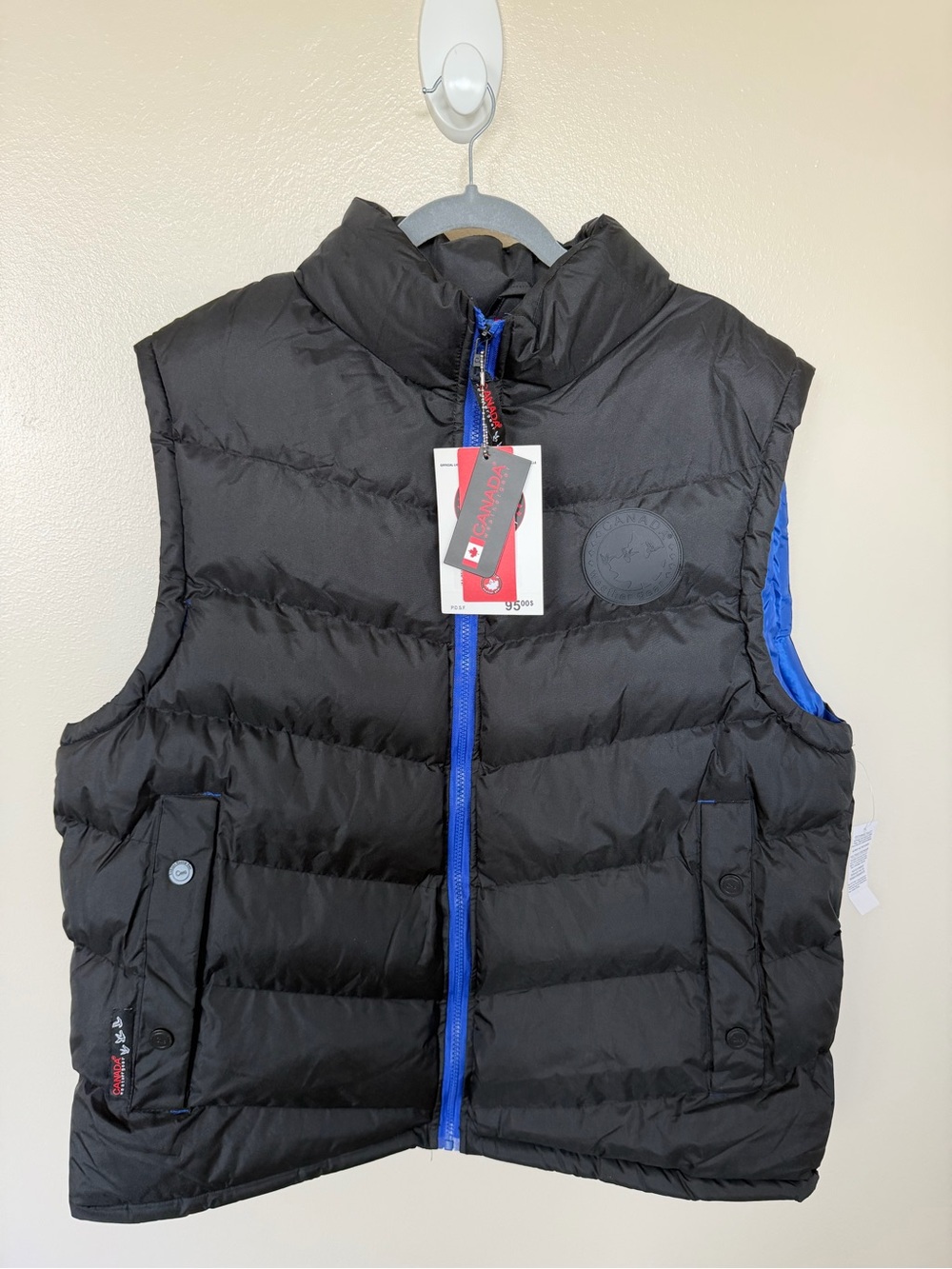 CANADA WEATHER GEAR Black & Royal Blue Vest